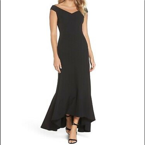 ouregrace Dresses & Skirts - Worn once, black off shoulder trumpet dress